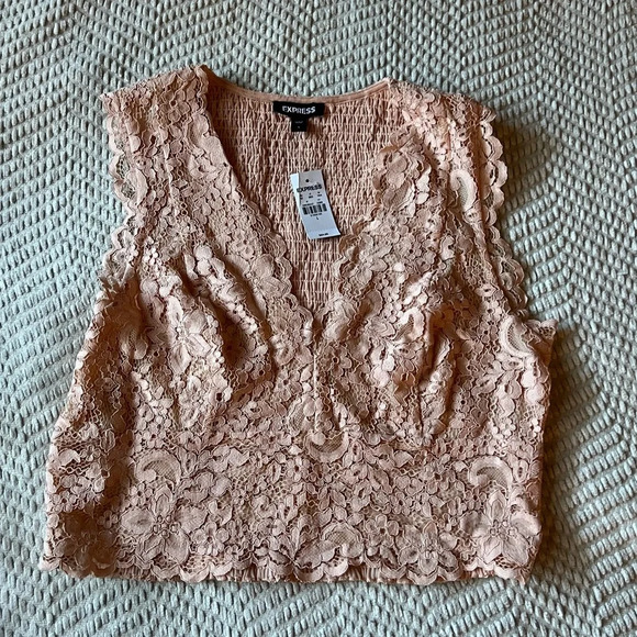 🖤New Express Lace V Neck Crop Top🖤 - Picture 3 of 8